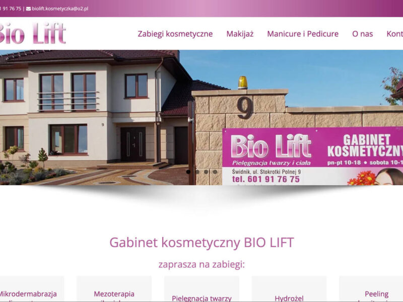 Jak czyścić akcesoria do makijażu, aby uniknąć podrażnień skóry