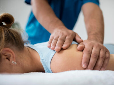 Jak sprawdzić ustawienie miednicy w domowych warunkach – szybki test